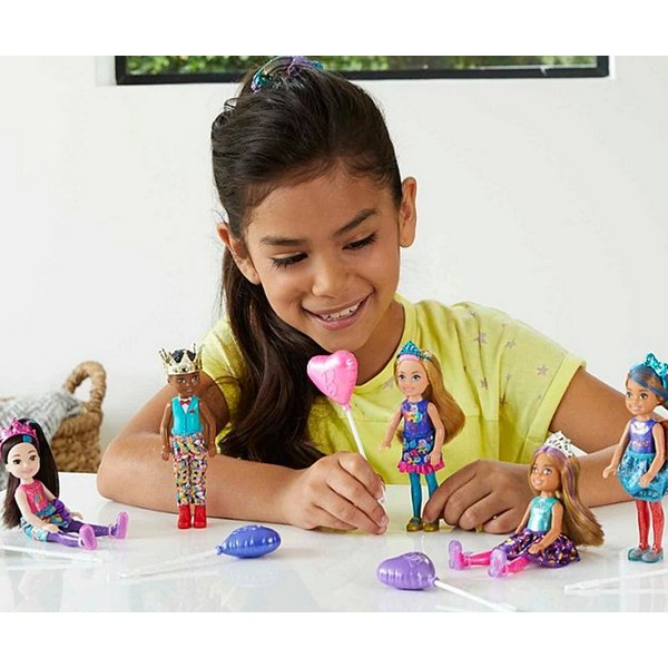 Продукт Barbie Кукла - Челси с трансформация серия Парти - 0 - BG Hlapeta